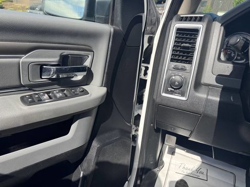 Used 2017 RAM 2500 SLT w/ Snow Chief Group AWD/4WD image 10