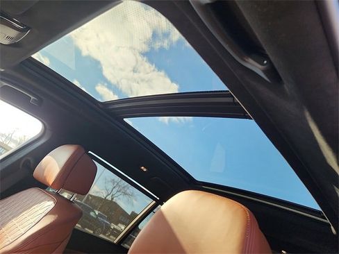 Used 2023 BMW X7 xDrive40i w/ Executive Package image 14