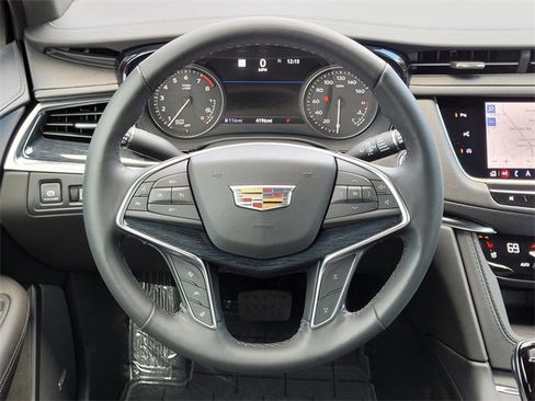 Used 2024 Cadillac XT5 Premium Luxury w/ Technology Package image 10