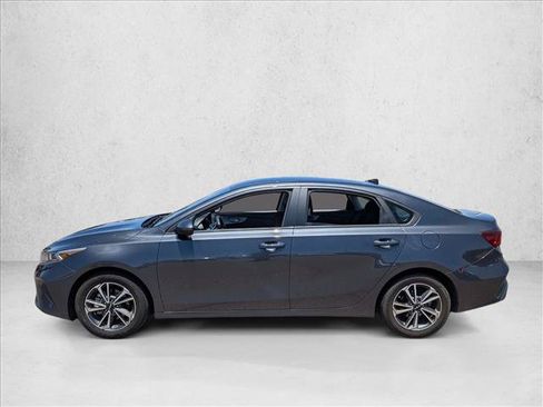 Used 2024 Kia Forte LXS FWD image 8
