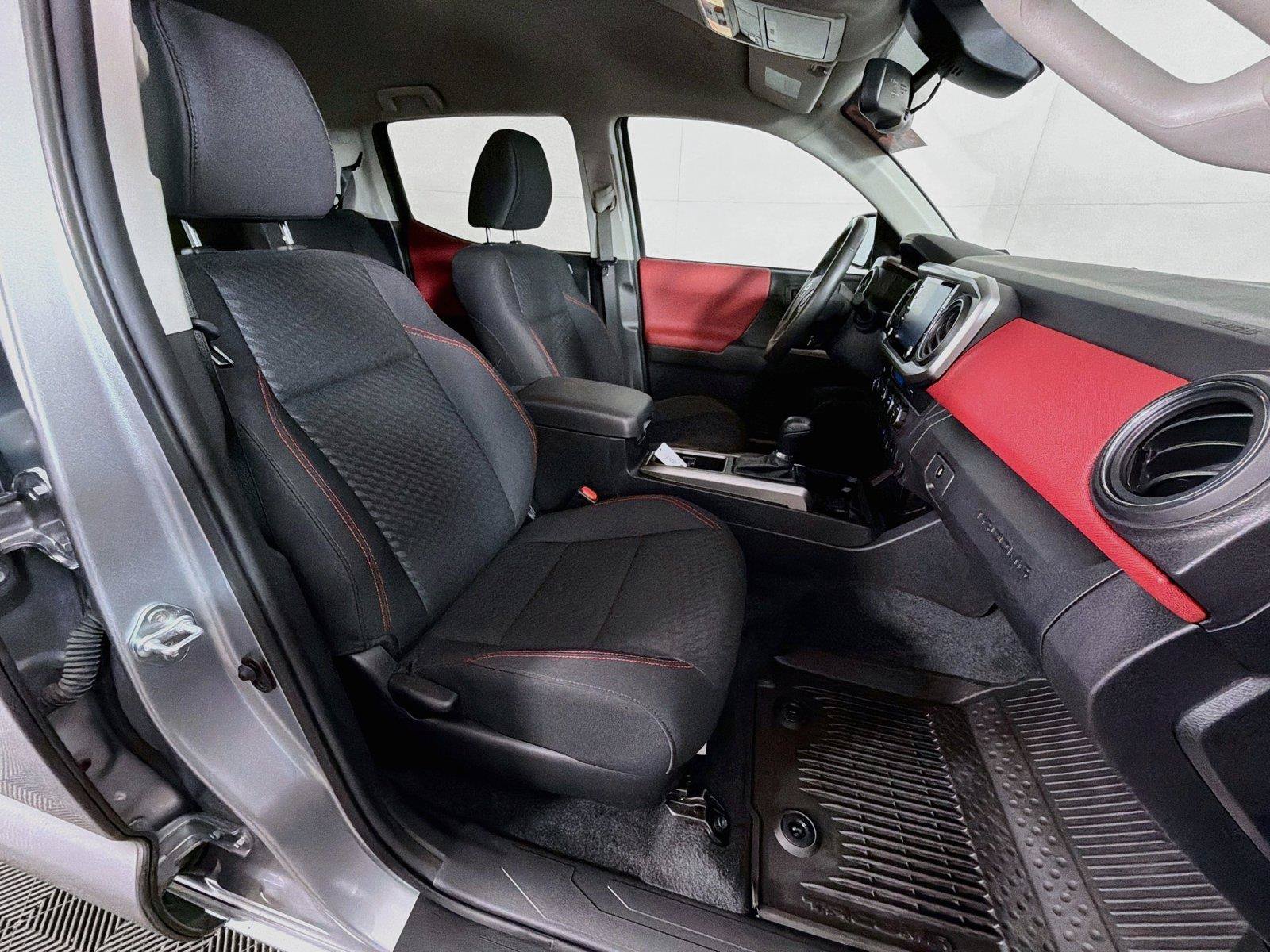 Used 2023 Toyota Tacoma SR5 AWD/4WD image 29