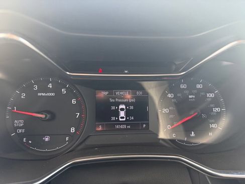 Used 2022 Chevrolet TrailBlazer LT w/ Convenience Package FWD image 27