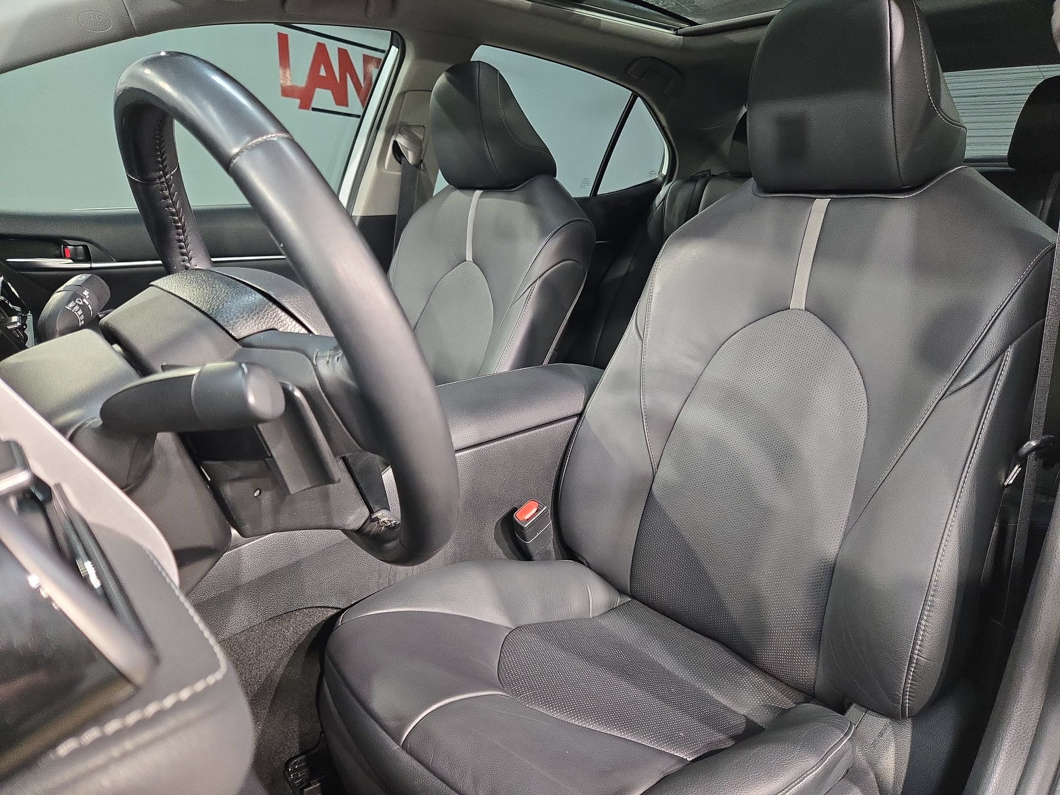 Used 2021 Toyota Camry XSE FWD image 24