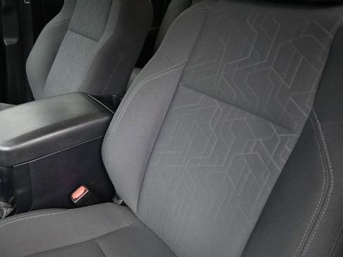 Used 2019 Toyota Tacoma TRD Sport AWD/4WD image 18