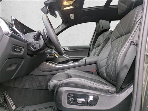 New 2026 BMW X7 xDrive40i w/ M Sport Package image 4