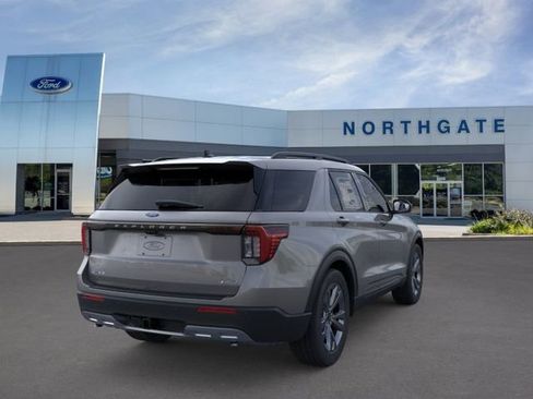 New 2026 Ford Explorer Active w/ Active Comfort Package AWD/4WD image 8