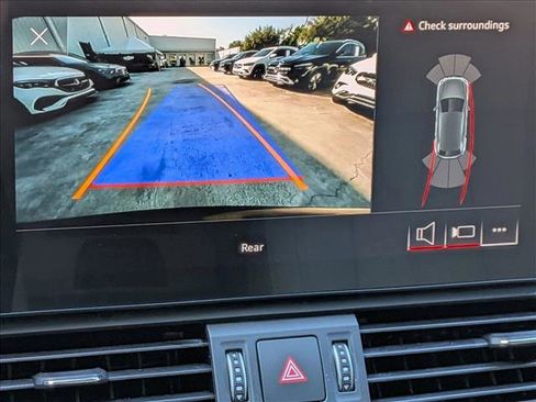 Used 2021 Audi Q5 Premium w/ Convenience Package image 13