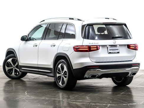 Certified 2025 Mercedes-Benz GLB 250 image 14