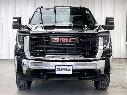 Certified 2024 GMC Sierra 2500 Pro w/ Convenience Package AWD/4WD image 3