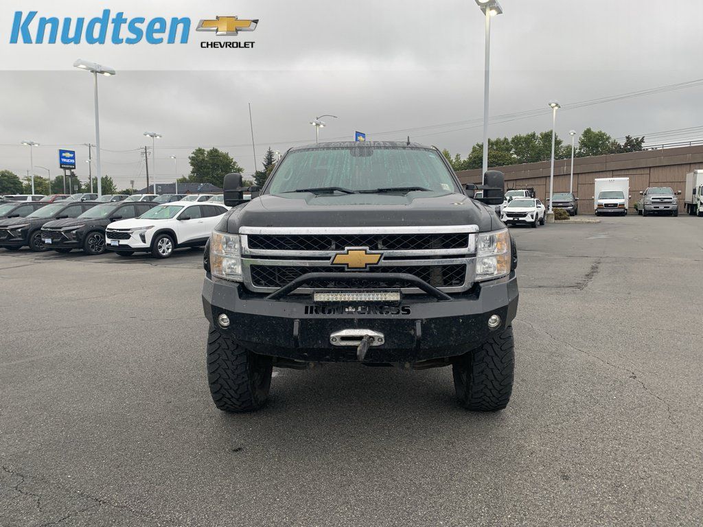 Used 2014 Chevrolet Silverado 2500 LTZ w/ LTZ Plus Package AWD/4WD image 2
