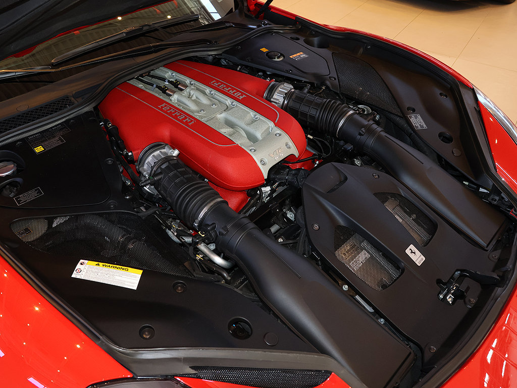 Certified 2018 Ferrari 812 Superfast RWD image 24