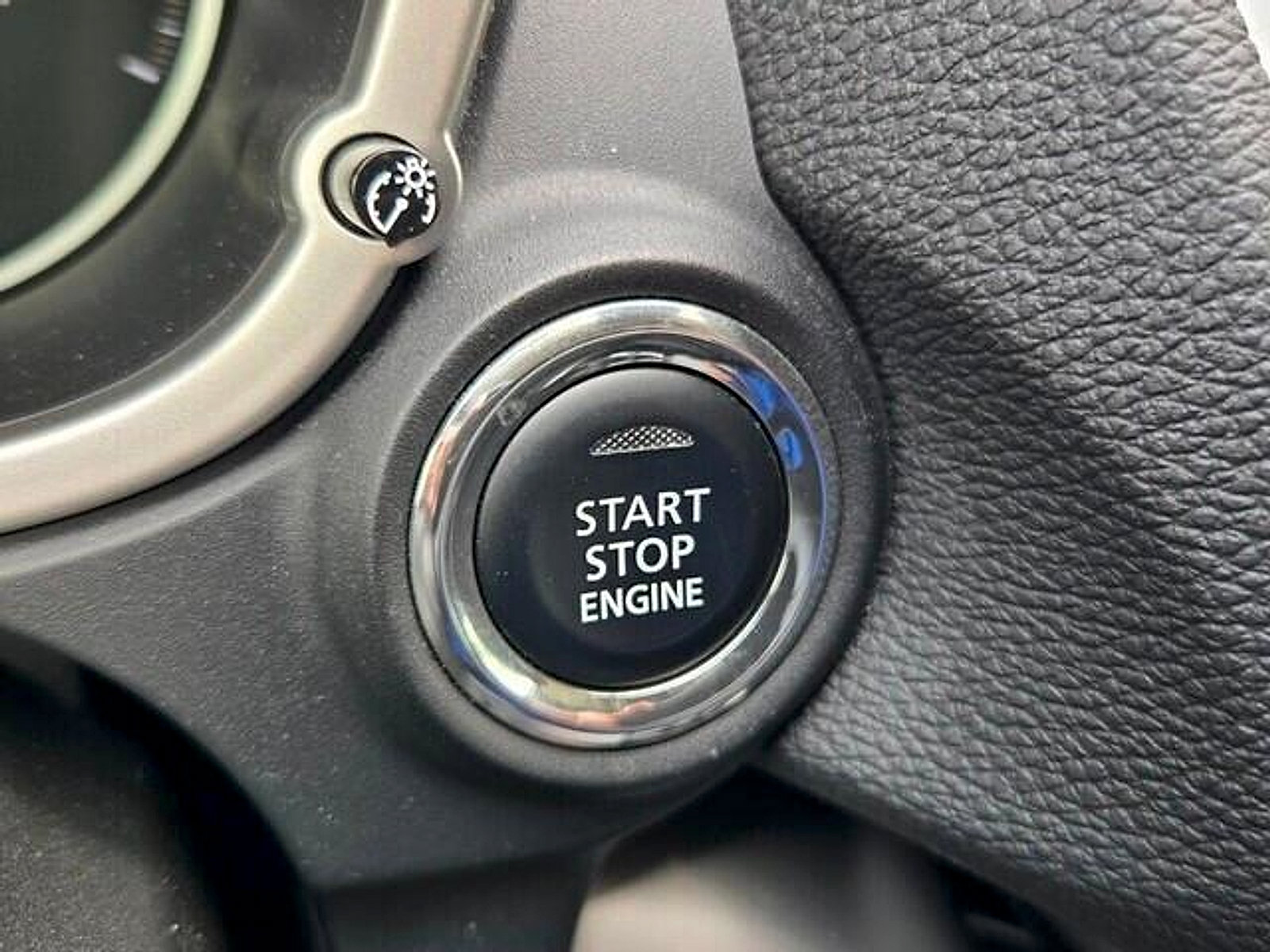 Used 2024 Mitsubishi Eclipse Cross AWD image 23