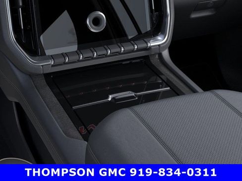 New 2026 GMC Yukon XL Elevation image 23