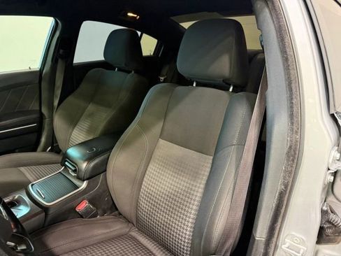 Used 2022 Dodge Charger SXT w/ Cold Weather Package image 20