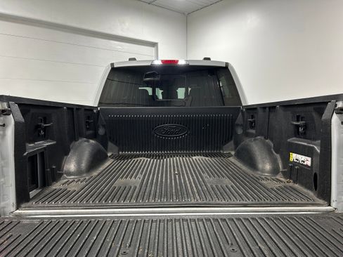 Used 2021 Ford F150 Lariat w/ Equipment Group 502A High image 32