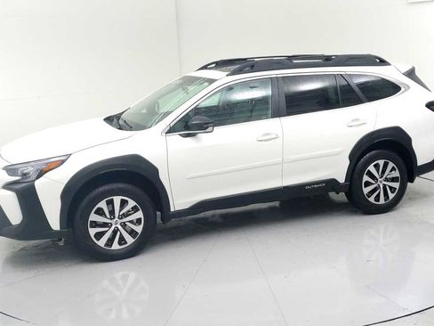 New 2025 Subaru Outback Premium image 5