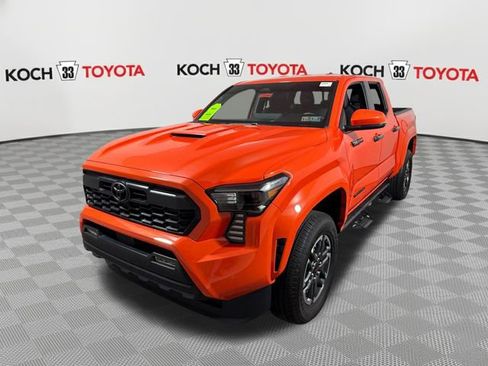 Certified 2024 Toyota Tacoma TRD Sport w/ TRD Sport Upgrade Package AWD/4WD image 3