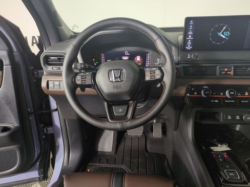 New 2026 Honda Pilot TrailSport image 13