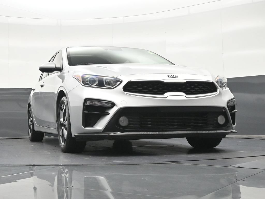 Used 2020 Kia Forte LXS FWD image 29