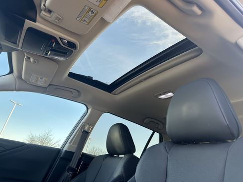 Certified 2023 Subaru Outback Limited image 25