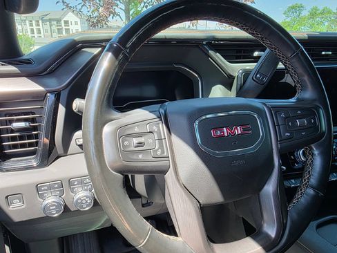 Used 2025 GMC Sierra 2500 AT4 w/ AT4 Premium Plus Package AWD/4WD image 16