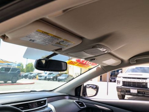 Used 2019 Nissan Murano SV w/ Cargo Package FWD image 13