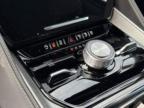 New 2026 Jeep Grand Wagoneer Limited image 31