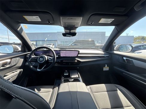 New 2026 Buick Enclave Preferred w/ Power Package image 9