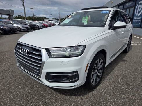 Used 2017 Audi Q7 3.0T Premium Plus w/ Premium Plus Package image 3