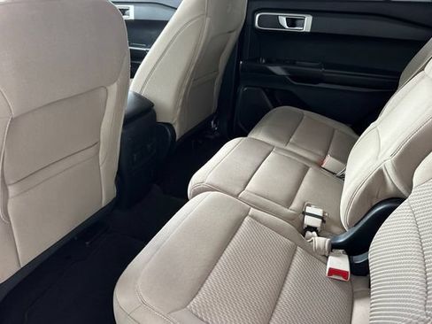 Used 2022 Ford Explorer 4WD image 13