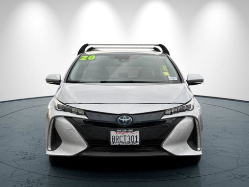 Used 2020 Toyota Prius Prime LE image 9