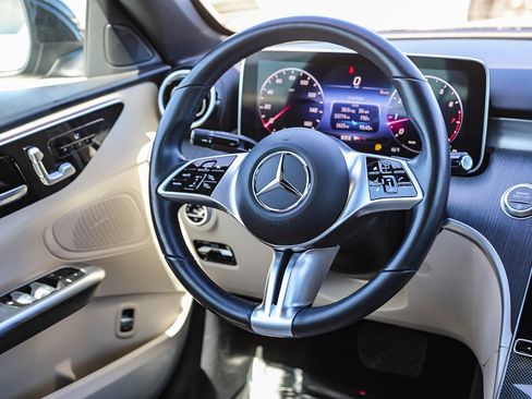 Used 2023 Mercedes-Benz C 300 4MATIC Sedan image 14