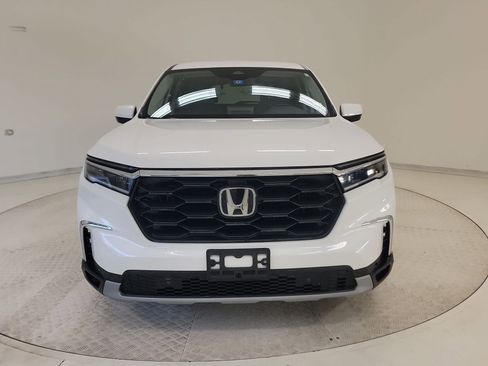 Used 2023 Honda Pilot EX-L image 4