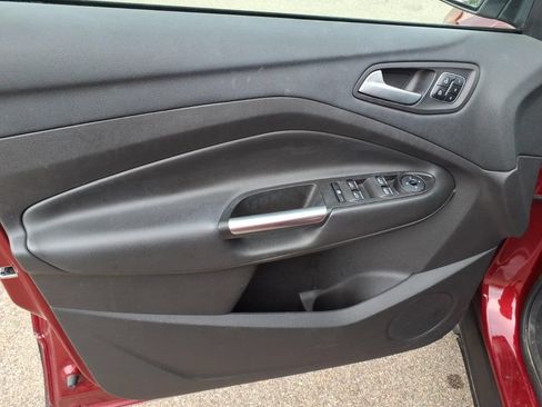 Used 2017 Ford Escape Titanium AWD/4WD image 12