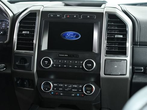 Used 2021 Ford Expedition XLT AWD/4WD image 9