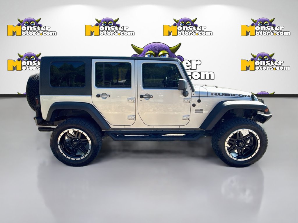 Used 2008 Jeep Wrangler Unlimited Rubicon w/ Dual Top Group AWD/4WD image 4
