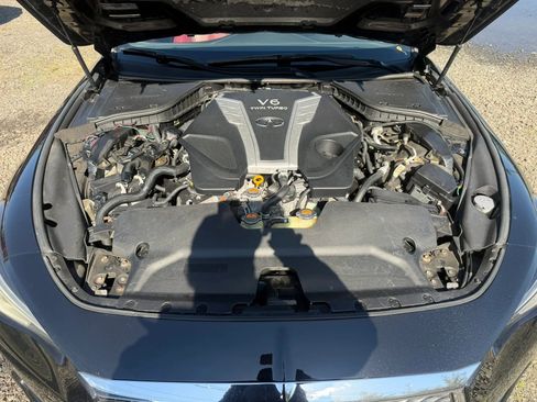 Used 2017 INFINITI Q60 Red Sport 400 AWD/4WD image 30