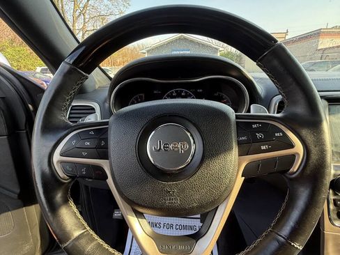 Used 2016 Jeep Grand Cherokee Overland image 15