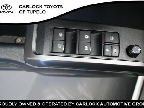 Used 2022 Toyota Tacoma TRD Sport AWD/4WD image 24