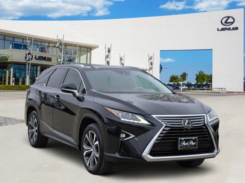 Used 2018 Lexus RX 350L FWD image 2
