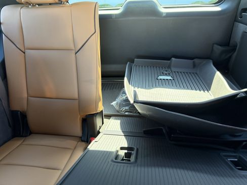 Certified 2025 Cadillac Escalade Premium Luxury w/ Touring Package image 16