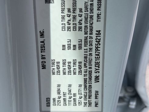 Used 2023 Tesla Model 3 Standard Range image 30