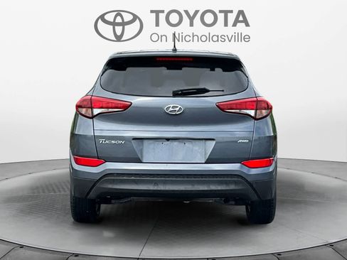 Used 2018 Hyundai Tucson SE AWD/4WD image 5