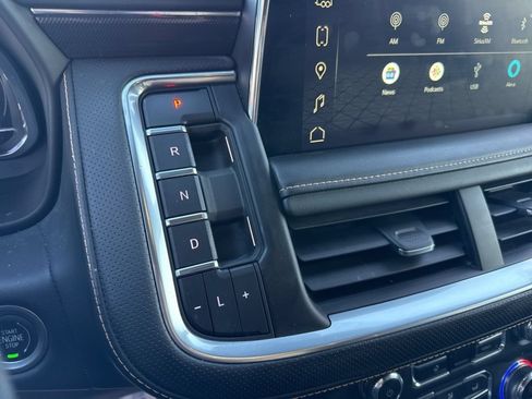 Used 2022 GMC Yukon AT4 AWD/4WD image 28