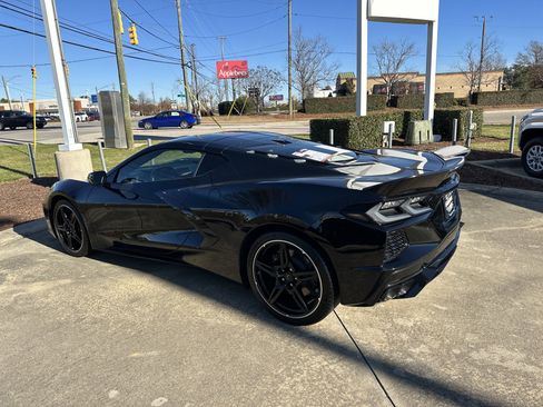 Used 2024 Chevrolet Corvette Stingray Coupe w/ 1LT image 8