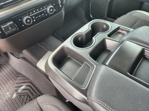 Used 2024 Chevrolet Silverado 2500 LT AWD/4WD image 18
