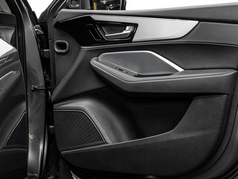 New 2026 Acura MDX SH-AWD image 20