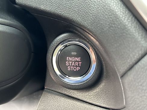 Certified 2025 Subaru Ascent Premium w/ Premium Package image 28