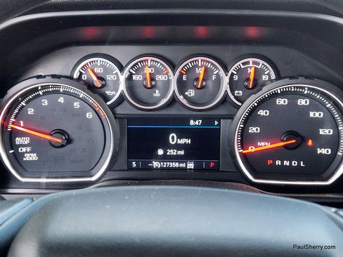 Used 2020 Chevrolet Silverado 1500 LT w/ LT Value Package image 35