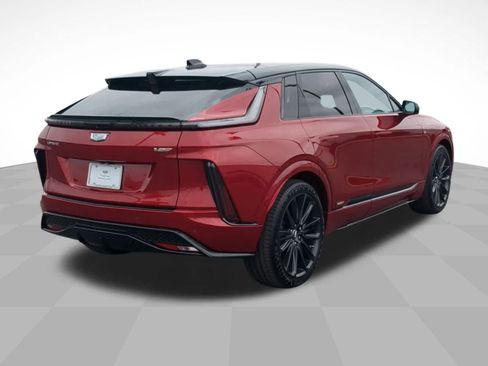 New 2026 Cadillac Lyriq V image 5